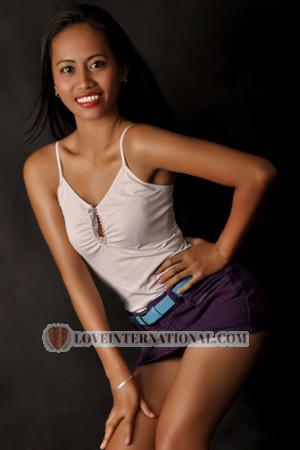 140789 - Roquesa Age: 21 - Philippines