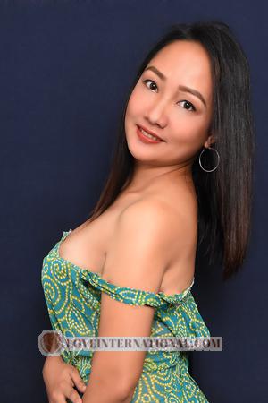 Philippines women