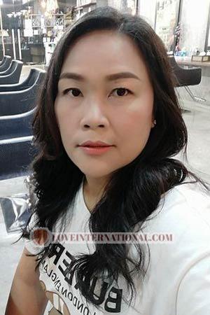 197769 - Ratchaneekorn (Soey) Age: 42 - Thailand