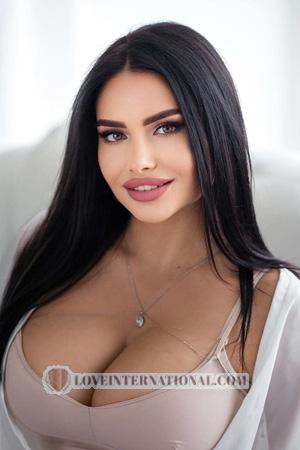 213191 - Viktoriia Age: 28 - Ukraine