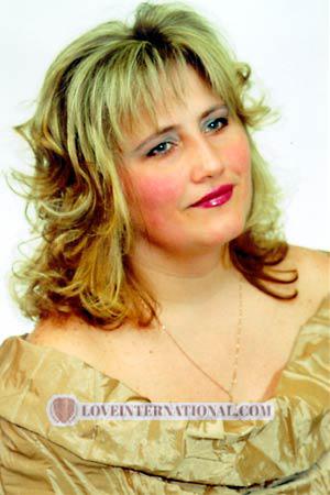 62762 - Elena Age: 39 - Ukraine